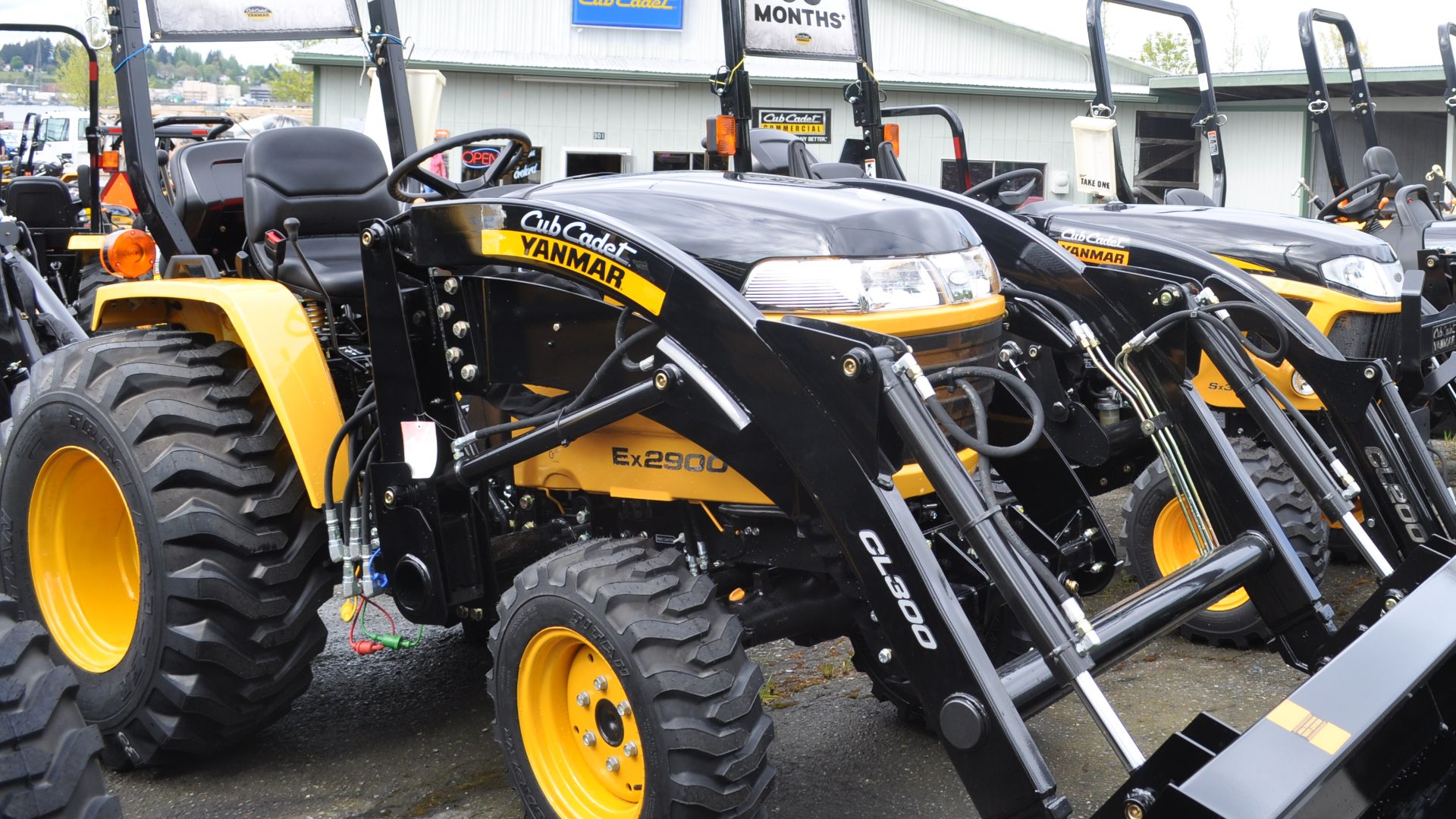 File:Port Orchard - Peninsula Feed & Power Equipment 01.jpg