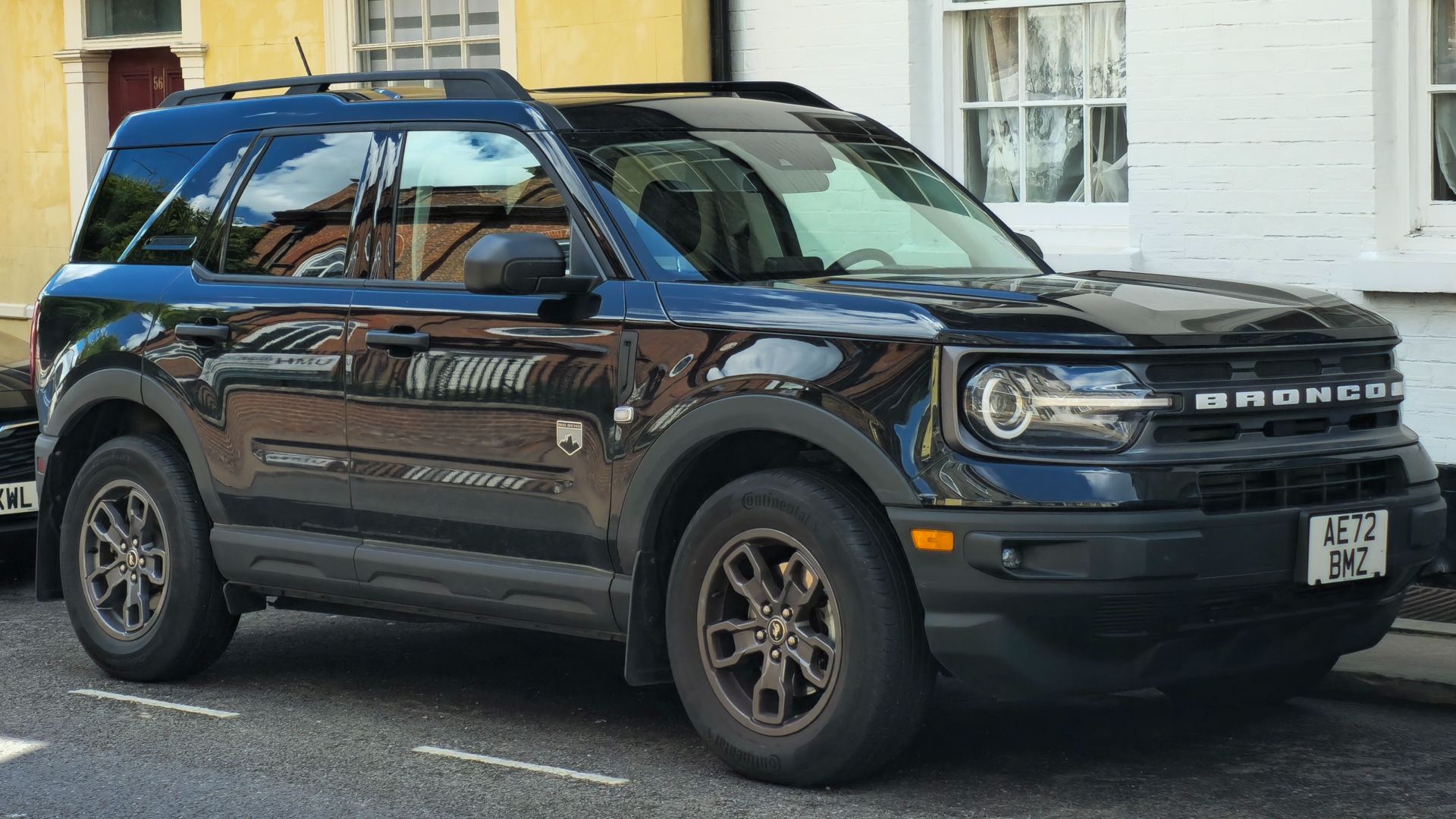 File:2022 Ford Bronco 2.jpg