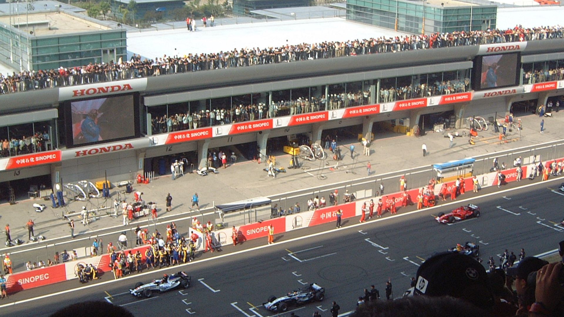 File:Formula 1 Circuit (Shanghai) - panoramio.jpg